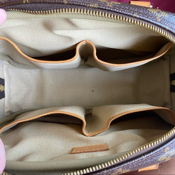 AUTHENTIC LOUIS VUITTON TROUVILLE - Picture 6 of 9